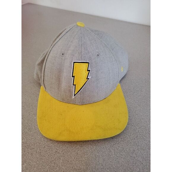 9fifty New Era Hat Snapback Mens DC Comics Shazam Cap Gray Yellow Lightning Bolt - Picture 1 of 9